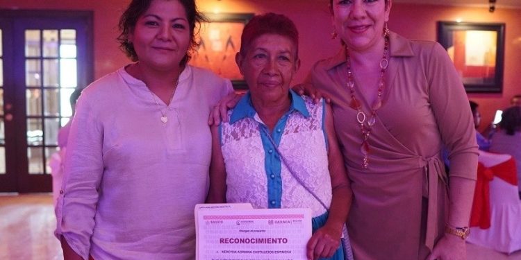 Reconocen labor de personas verificadoras sanitarias en la protección a la salud