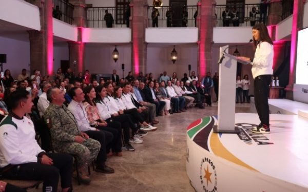 Reitera Manolo todo su apoyo a atletas coahuilenses