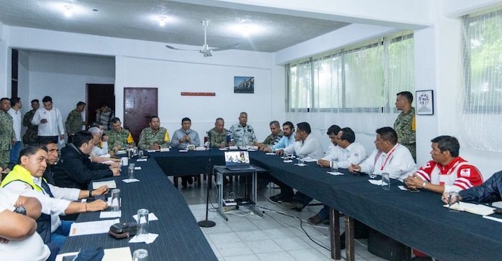 Saldo blanco, con afectaciones menores a infraestructura carretera deja John a su paso por Oaxaca