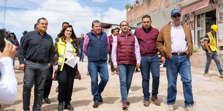 Supervisa Gobernador David Monreal Ávila rehabilitación del sistema de agua potable en La Victoria, Guadalupe