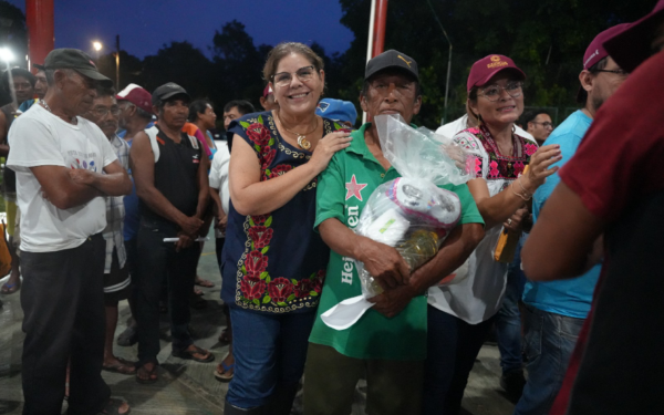 BRIGADAS BIENESTAR ENTREGAN APOYOS A FAMILIAS DE TANKUCHÉ