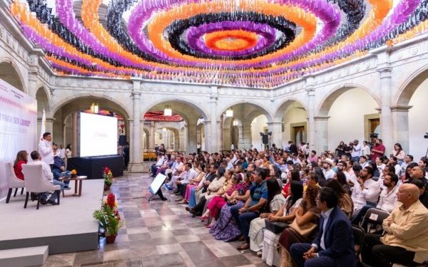 Con ponencia magistral, promueven la educación para la libertad