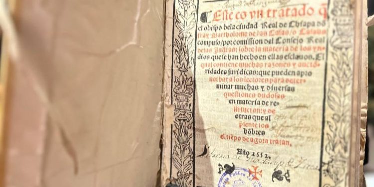 Finaliza el primer Diplomado en Paleografía y Diplomática Novohispana