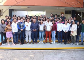 Firman convenio Sefader y Facultad de Medicina Veterinaria y Zootecnia de la UABJO