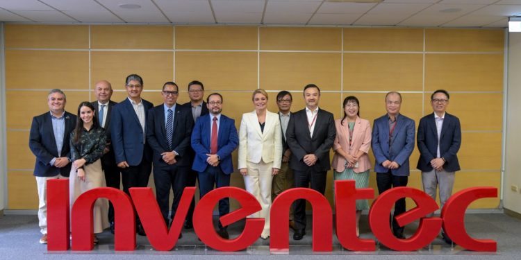 Logra Maru Campos capacitación en Taiwán para estudiantes chihuahuenses