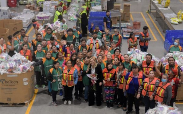 Maru Campos beneficia a más de mil niñas y niños de Ciudad Juárez con desayunos calientes