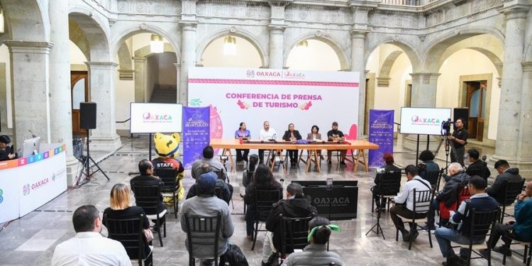 Oaxaca fortalece conectividad aérea con nuevas rutas y frecuencias