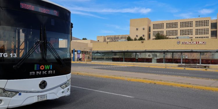 Ofrecerá Bowí transporte gratuito para más de 1,000 asistentes al LXVII Congreso de Física