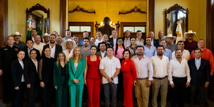 Refrenda Gobernador apoyo a alcaldes y alcaldesas de la zona rural