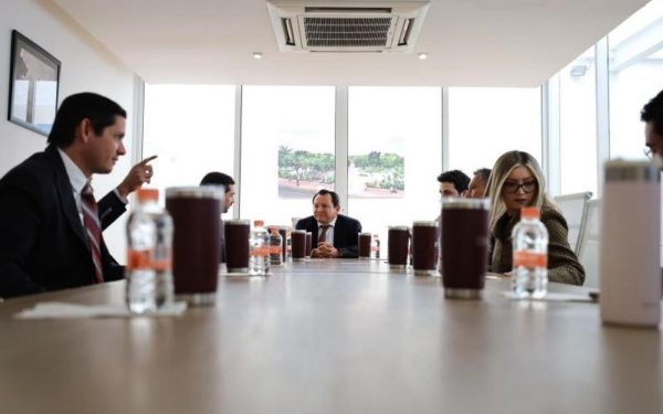 Se reúne gobernador con alcaldes electos de las regiones Norte y Cinco Manantiales