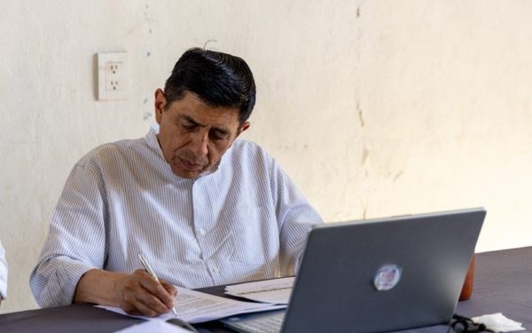 Revisan recuperación de comunidades afectadas por fenómenos meteorológicos en Oaxaca