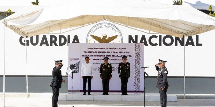 Asiste Salomón Jara a toma de posesión y protesta del Coordinador de la Guardia Nacional en Oaxaca