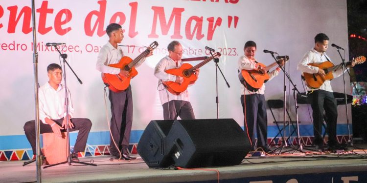 Fortalece SIPCIA las expresiones culturales de la Costa oaxaqueña
