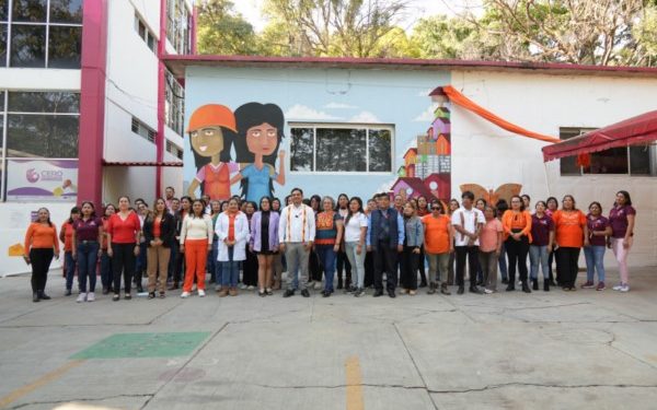 Devela Soapa mural para visibilizar y respetar el trabajo de las mujeres