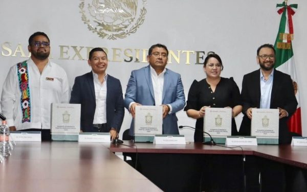 Entrega Poder Ejecutivo Paquete Económico 2025