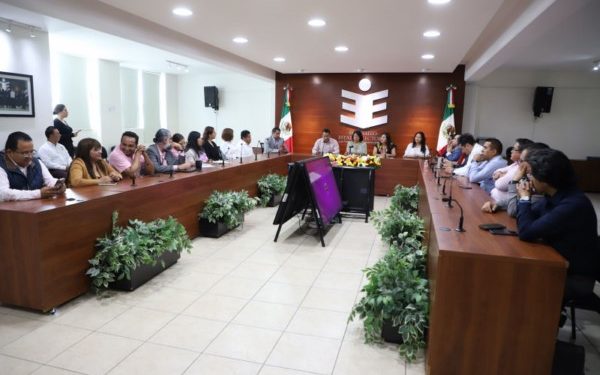 Firman convenio de colaboración Instituto Estatal Electoral y de Participación Ciudadana de Oaxaca y la Defensoría Pública del Estado de Oaxaca.
