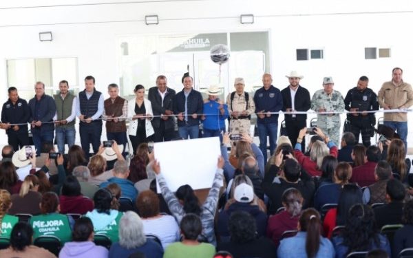 Iniciamos con la entrega de 8 nuevos cuarteles en Coahuila: Manolo
