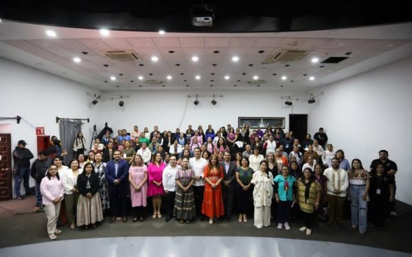 Participa IEEPCO en Encuentro de Presidentas y Síndicas de los Sistemas Normativos Indígenas.