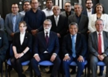 UTEQ y CIDESI impulsan investigación de vanguardia en microelectrónica, semiconductores e inteligencia artificial