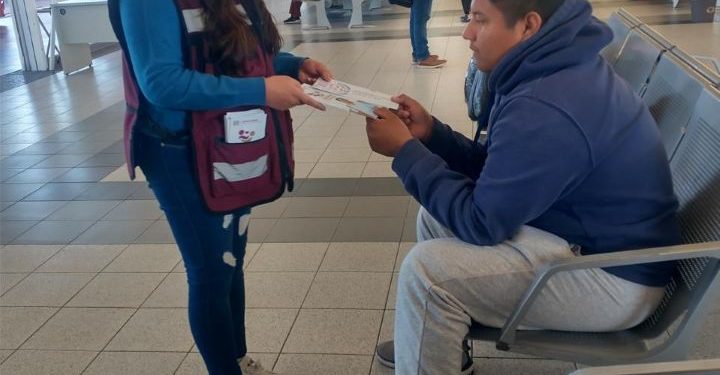 Acompañan Gobierno del Estado y el Instituto Nacional de Migración a paisanos en su regreso a Oaxaca