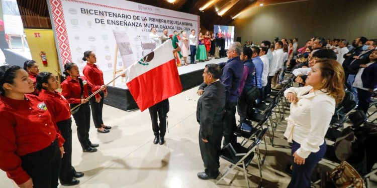 Con jornada académica, conmemoran Bicentenario de la Primera Normal de Enseñanza Mutua en Oaxaca