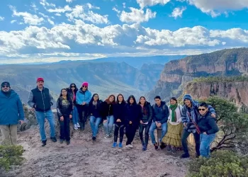 Capacitan a más de 2 mil 300 personas en cursos de calidad turística durante 2024