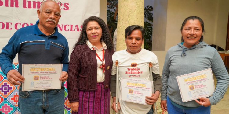 Concluye capacitación primera generación del programa Trabajo sin Límites