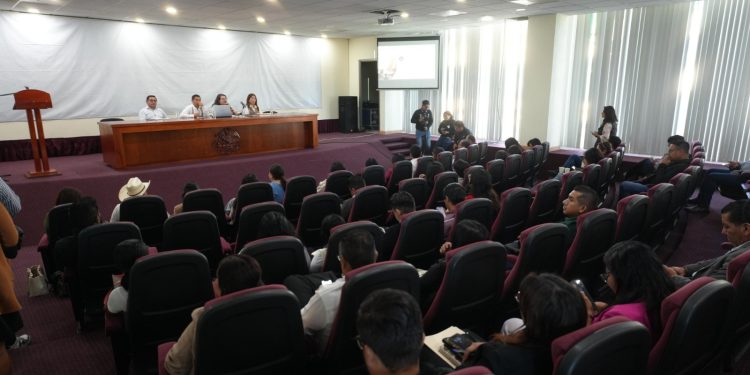 Instituto Flores Magón impulsa el análisis del Plan Nacional Hídrico