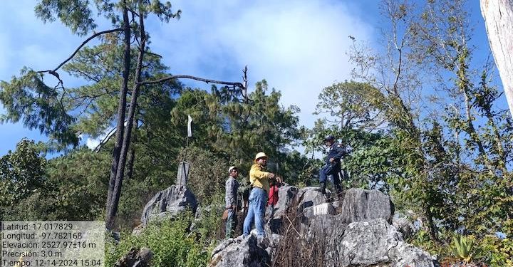 Controla Coesfo incendio forestal en Santa María Yucuhiti