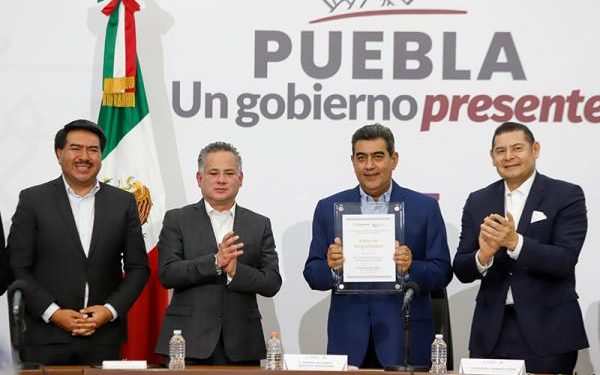 Con certificado geográfico, gobierno estatal preserva identidad de esferas de Chignahuapan