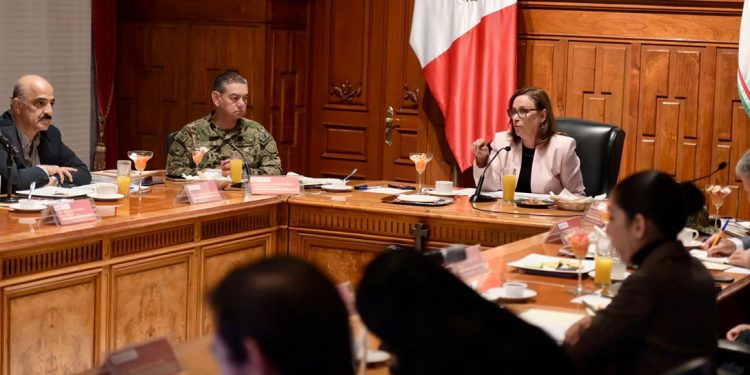 Evalúa Rocío Nahle seguridad y movilidad carretera