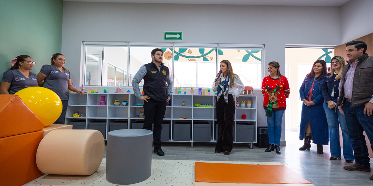 Inaugura Gobernador guardería en Salinas Victoria