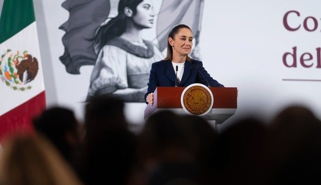 Presidenta Claudia Sheinbaum invita a jóvenes a evitar el consumo de vapeadores; contienen más de 30 sustancias nocivas para la salud