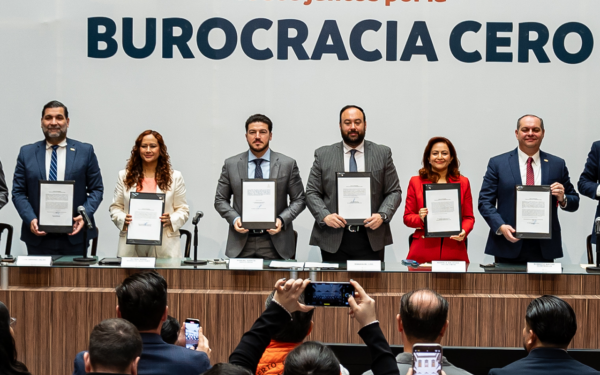 Van Gobierno de NL y Cámaras Empresariales “Todos Juntos por Burocracia Cero”