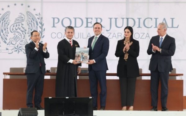 Trabajando coordinados los tres Poderes del Estado fortalecemos a Coahuila: Manolo