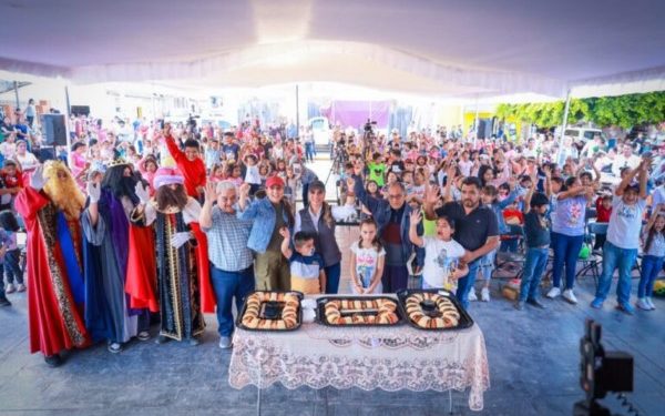 Alegría y esperanza lleva Evelyn Salgado a la Sierra de Chilpancingo con la Gira del Juguete