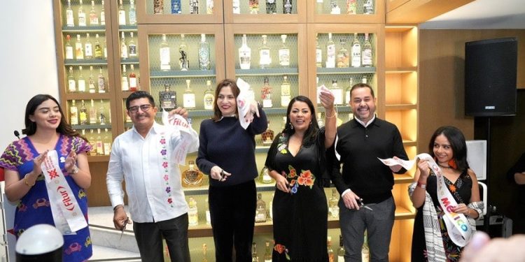 Brilla mezcal oaxaqueño en la Casa de México en España