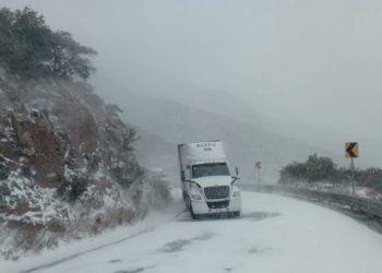 Cierran tramos carreteros Janos-Agua Prieta y Janos-Ascensión por Tormenta Invernal
