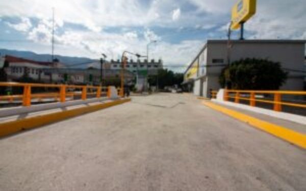 Comienza la apertura de vialidades sobre el encauzamiento del Río Huacapa