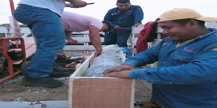 Con nuevo equipo de bombeo, CAEV restablece el abasto de agua en Platón Sánchez