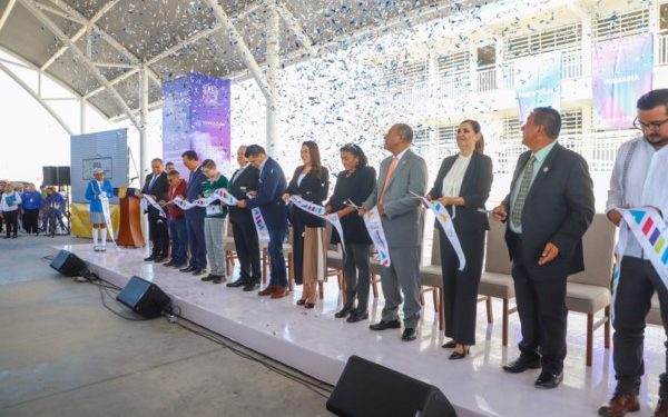 ENTREGA TERE JIMÉNEZ NUEVO KÍNDER, PRIMARIA Y SECUNDARIA EN SAN GERARDO