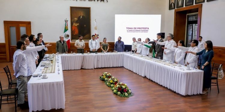 Instalan Cuerpo de Gobierno Transitorio-Docente del Hospital General Doctor Aurelio Valdivieso