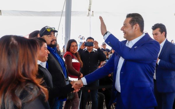 La educación se construye con mujeres y hombres visionarios: Alejandro Armenta