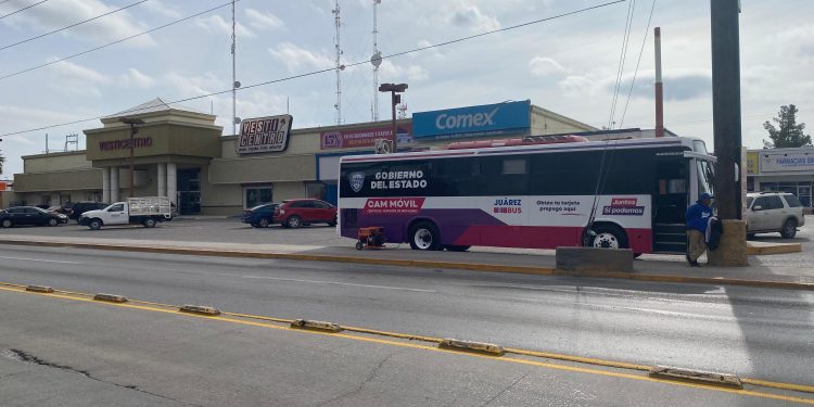Más de 10 mil personas fueron beneficiadas con tarjetas gratuitas del JuárezBus para el BRT-1
