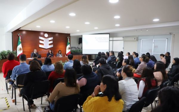 Personal del IEEPCO recibe plática sobre control interno