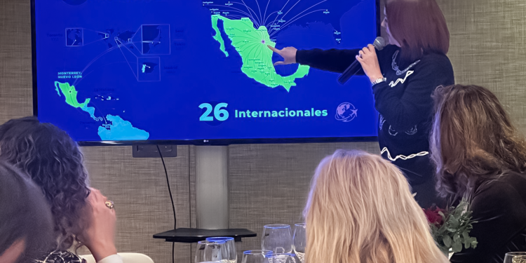 Promueve Nuevo León relaciones internacionales y turismo sostenible en FITUR 2025