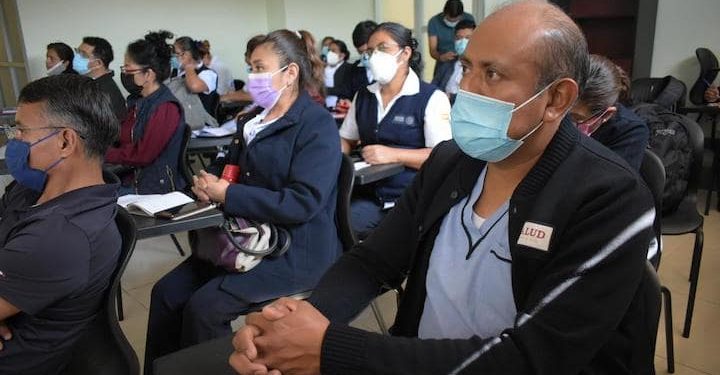 Reconoce SSO labor de las enfermeras y enfermeros del estado de Oaxaca