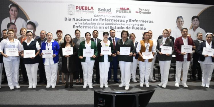 Reconoce Salud dedicación de enfermeras y enfermeros