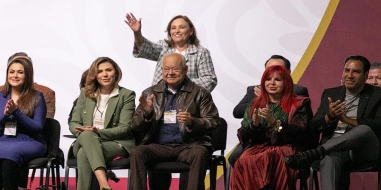 Rocío Nahle participa en el primer Encuentro Nacional Municipal