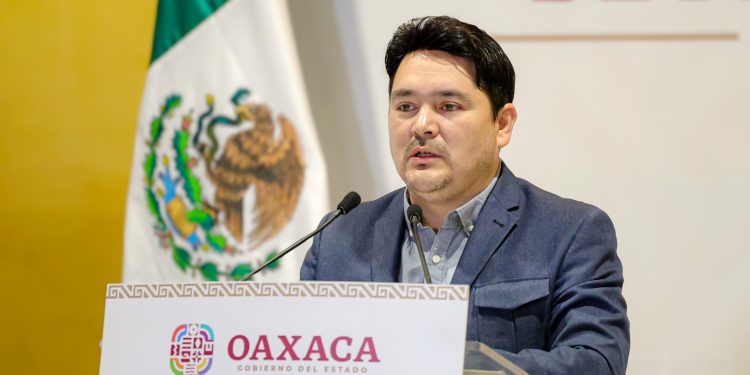 Garantizan en Oaxaca abasto de medicamentos